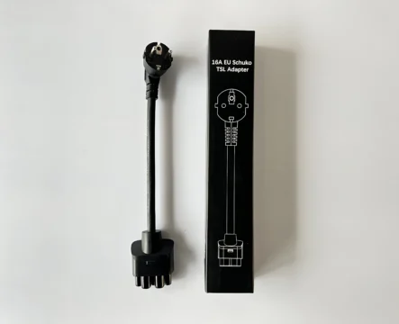 адаптер Tesla 16A Mobile Connector Gen 2